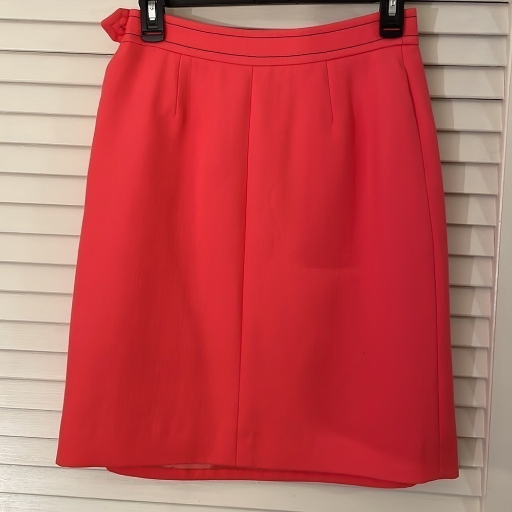 Christian LaCroix Paris Pink with Black Stitch Waistband 💯Laine Wool Skirt - Picture 4 of 7